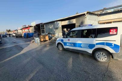 Edirne Sanayi Sitesi’ndeki korkutan yangındaki hasarın boyutu gün ağarınca ortaya çıktı