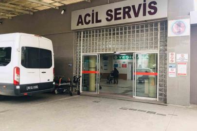 Elleri kelepçeli halde hastaneden kaçan şahıs güvenlik güçlerini alarma geçirdi