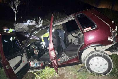 Emet’te otomobil şarampole yuvarlandı: 4 yaralı