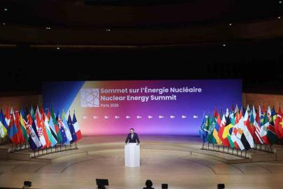 Enerji ve Tabii Kaynaklar Bakanı Bayraktar, Fransa’da