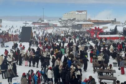 Erciyes’te ziyaretçi hedefine sezon bitmeden ulaşıldı
