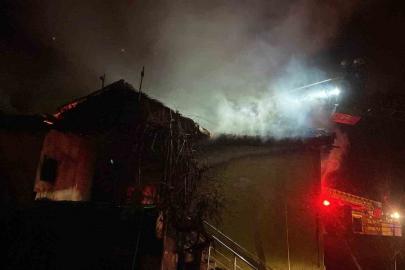 Erzincan’da ev yangını