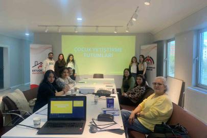 Eskişehirli annelere "Çocuk Yetiştirme Tutumları" eğitimi