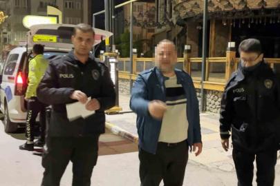 ‘Esnafım’ diyen alkollü sürücünün ehliyetine el konuldu