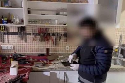 Ev, DEAŞ bağlantılı silah imalathanesi çıktı: Kokain ve yüzlerce silah parçası yakalandı