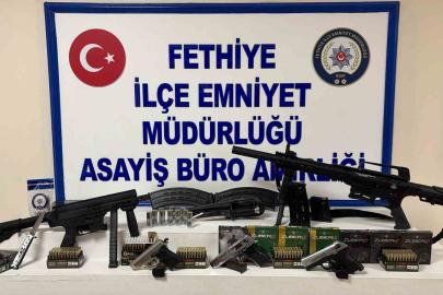 Fethiye’de polis KADES ihbarına gitti, evden cephanelik çıktı