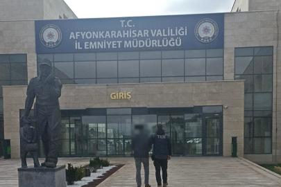 FETÖ’den aranan eski komiser yardımcısını polis yakaladı