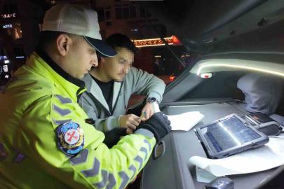 Gebze’den Kadıköy’e gezmeye geldi, ceza ile döndü: Abartı egzozdan men edildi