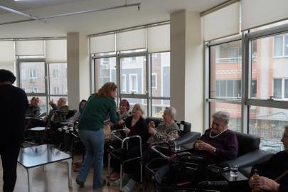 Gençlerden anlamlı ziyaret