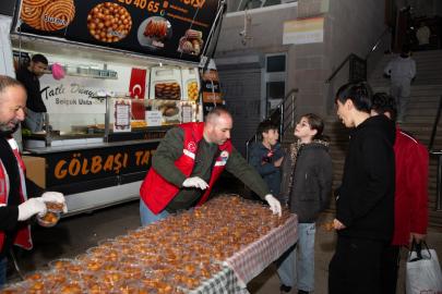 Gölbaşı’nda Kadir Gecesi’nde dualar semaya yükseldi