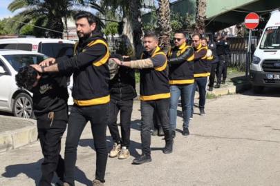 Halde sıkı denetim: 16 kaçak göçmen sınır dışı edildi