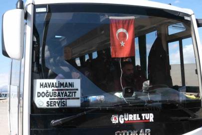 İran Kadın Milli Takımı Gürbulak Sınır Kapısı’ndan ülkelerine geçti