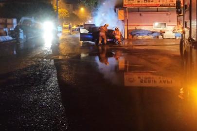 İskenderun’da otomobil yangını