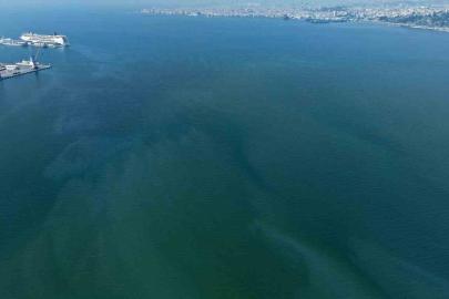 İzmir Körfezi’nde yine dış kaynaklı kirlilik alarmı