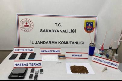 Jandarma uyuşturucuya geçit vermiyor: 3 tutuklama