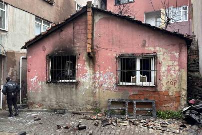 Kağıthane’de gecekondu alevlere teslim oldu: 1 ölü