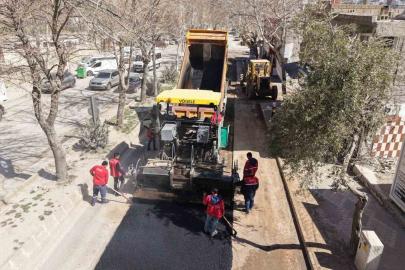 Kahramanmaraş’ta cadde ve sokaklar asfaltlanıyor