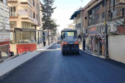 Kahramanmaraş’ta yol yenileme çalışmaları sürüyor