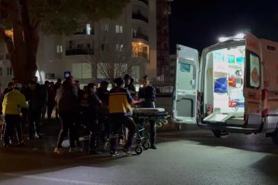 Kamyonetle çarpışan motosikletli yaralandı