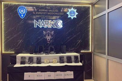 Kapıkule’de araçtaki gizli bölmede 8 kilo 60 gram kokain ele geçirildi