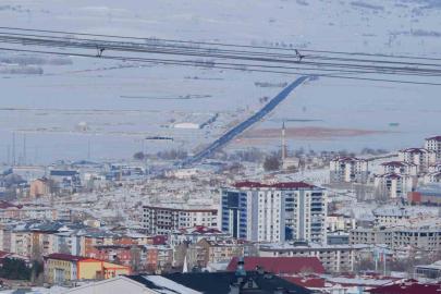 Kar Doğu’yu terk etmiyor, uzmanlar çığ, buzlanma ve don uyarısı yaptı