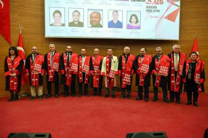 Kastamonu Üniversitesi’nde 89 akademisyen cübbe giydi