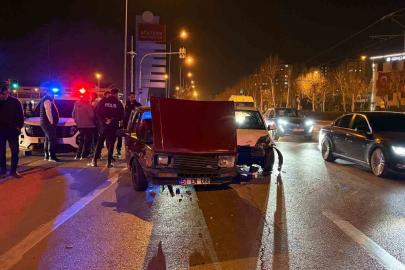 Kayseri’de otomobiller çarpıştı: 1 yaralı