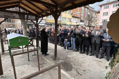 Kazada hayatını kaybeden genç toprağa verildi