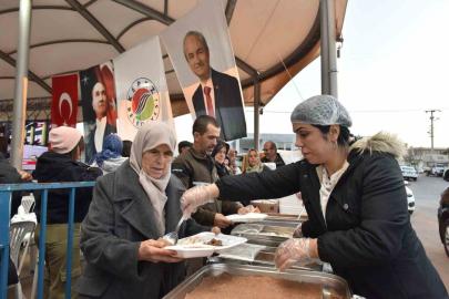 Kepez’in iftar sofraları Başköy ve Gaziler’e kuruldu