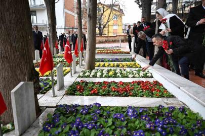 Kocaeli’de bayramda şehitliklerde dualar edildi