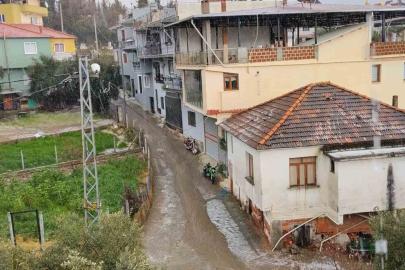 Köşk’te dolu yağışı etkili oldu, yollar beyaza büründü