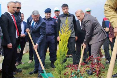 Köşk’te fidanlar toprakla buluştu