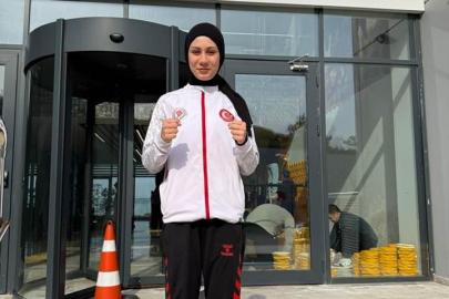 Kozanlı milli boksör Azra, dünya kupası için hazırlanıyor