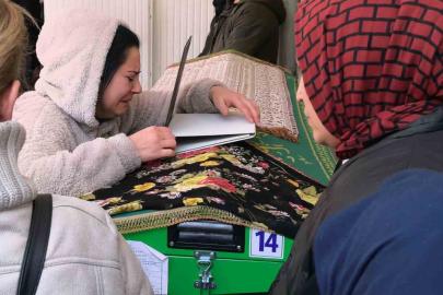 Küçük Öykü, gözyaşları arasında toprağa verildi