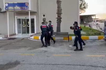 Kur’an-ı Kerim’lere zarar veren 2 kişi tutuklandı