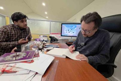 Kütahya Dumlupınar Üniversitesi Öğretim Görevlisi Dönmez: "Yapay zekâ insanları tembelleştirebilir ama doğru kullanılırsa güçlü bir asistan"