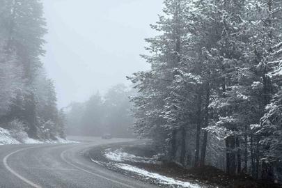 Kütahya’nın Domaniç Dağı’nda kar yağışı