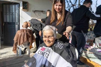 Manavgat Belediyesi’nden kırsal mahallelerde bayram öncesi ücretsiz kuaför hizmeti