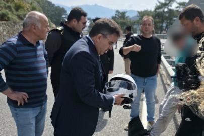 Marmaris çıkışındaki motosiklet kazasında kask hayat kurtardı