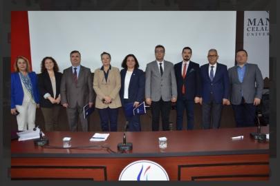 MCBÜ’de "Yeni küresel ekonomide vergilendirme ve Türkiye" paneli düzenlendi