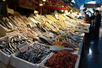 Mersin’de Ramazan’da balık fiyatları düştü, satışlar arttı