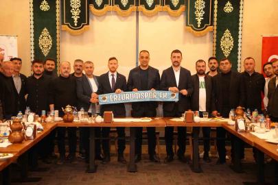 MHP’den Erzurumspor yönetimi ve taraftar gruplarına iftar programı
