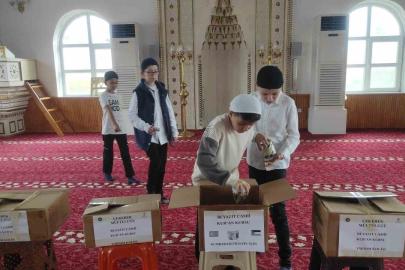 Minik yüreklerden büyük vefa: Kur’an kursu öğrencileri Ramazan sevinicini paylaştı