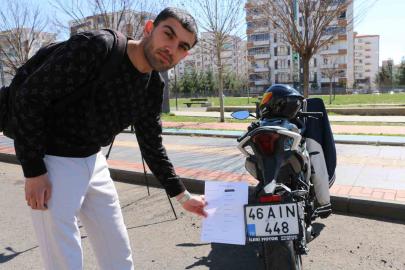 Motosiklet sürücüsüne ’emniyet kemeri takmamak’ cezası