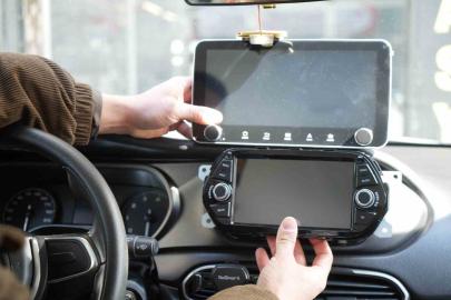 Multimedya ekran işleri düşürdü, APP plaka ise artırdı