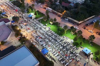 Nazilli’de vatandaşlar iftar sofrasında buluştu