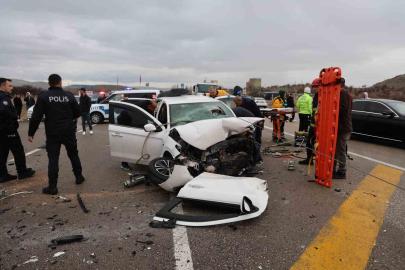 Nevşehir’de zincirleme trafik kazası: 2 ölü, 7 yaralı