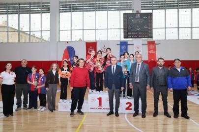 Niğde’de floor curlıng heyecanı yaşandı