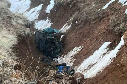Niğde’de otomobil şarampole yuvarlandı: 2 ölü, 2 yaralı