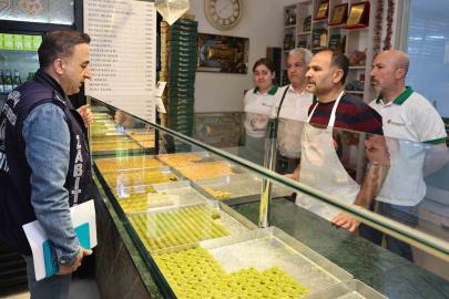 Nilüfer’de tatlı üreticilerine sıkı denetim